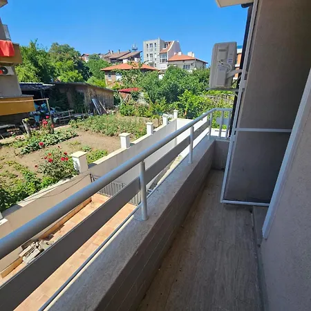 кастро2-castro Apartments2 *