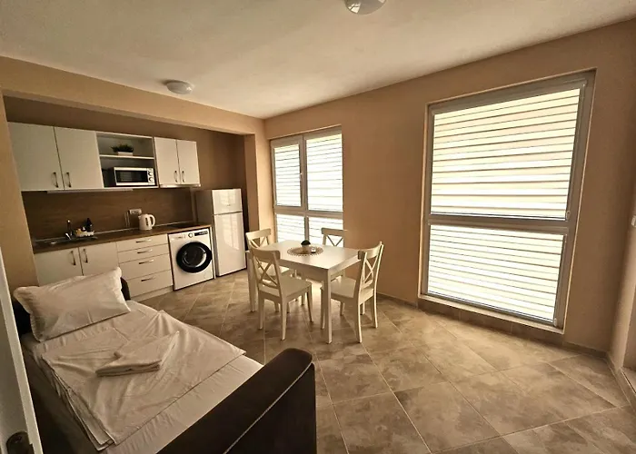 Appartamento кастро2-castro Apartments2 *