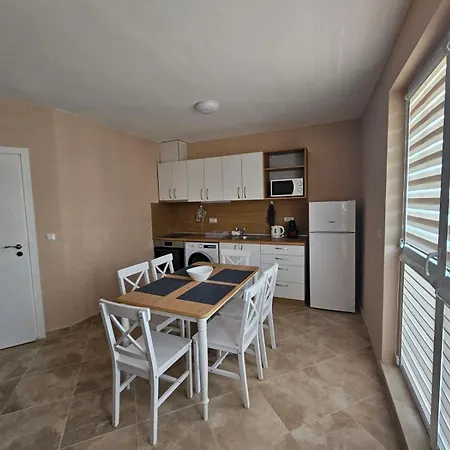 кастро2-castro Apartments2 *