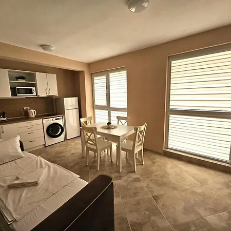 Апартамент кастро2-castro Apartments2 *