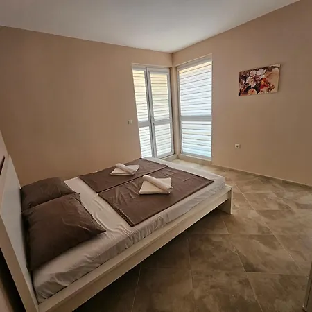 кастро2-castro Apartments2 *