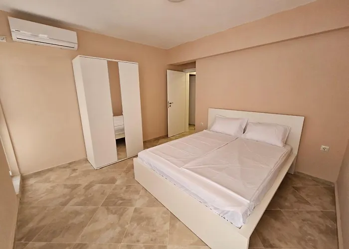 кастро2-castro Apartments2 *